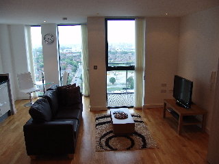 Room
Room
di Quay Apartments Manchester