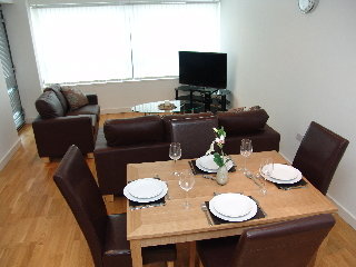 Room
Room
di Quay Apartments Manchester