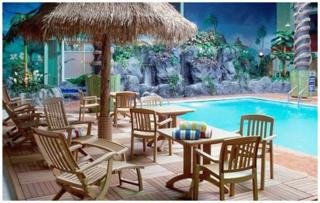 Pool
 di Ramada Plaza Crystal Palace Hotel