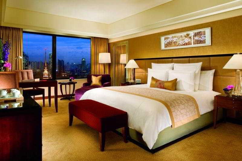 The Ritz-Carlton Shanghai Pudong 黄浦江 China thumbnail