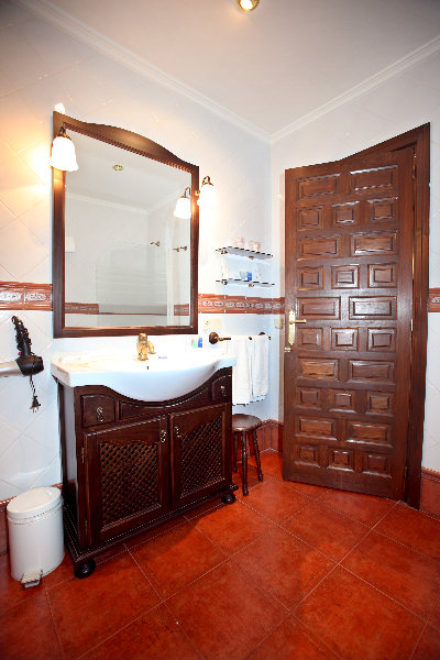 Room
Room
di Conde Rodrigo II