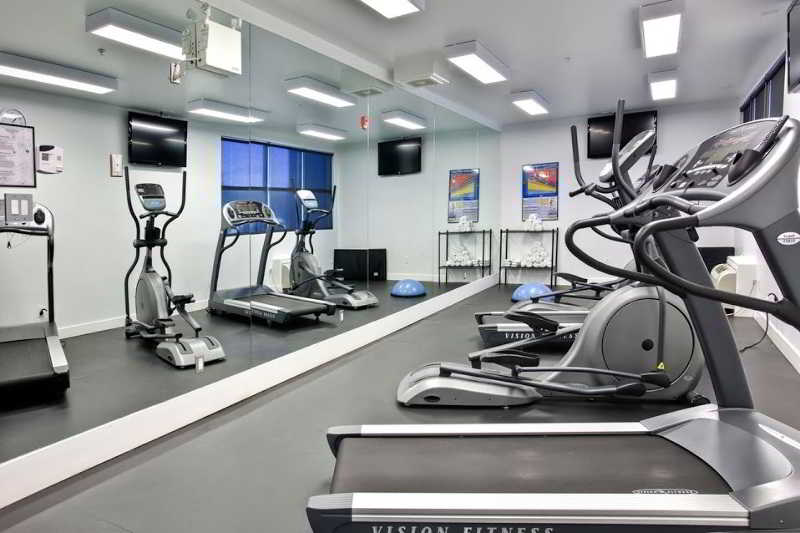 Sports and Entertainment
 di Sandman Signature Hotel & Resorts Prince George