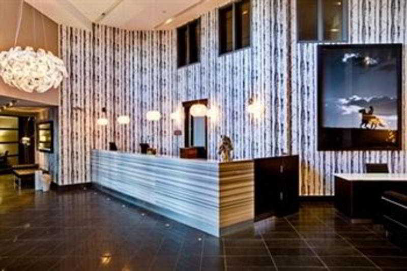 Lobby
 di Sandman Signature Hotel & Resorts Edmonton South