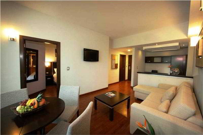 Room
Room
di Marriott Executive Apartments