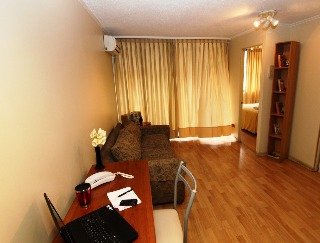 Room
Room
di RQ City Center