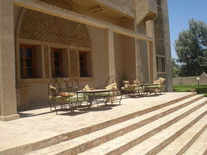 Terrace
Terrace
di Ksar Assalassil