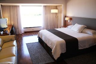 Room
Room
di Yacht & Golf Club Paraguayo