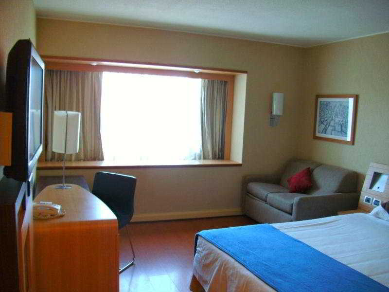 Room
Room
di Novotel Santiago Vitacura