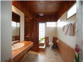 Room
Room
di Golden Cliff Beach