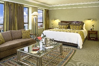 Room
Room
di Regal Pacific