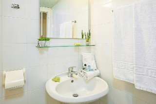 Room
Room
di Port Marina