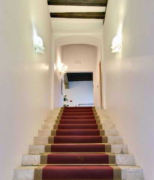 Lobby
Lobby
di Ca Bauta