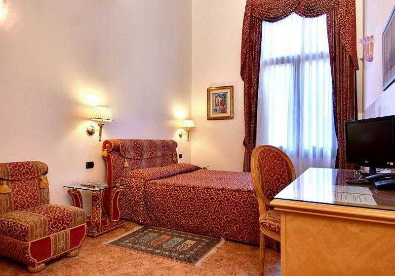 Room
Room
di Ca Bauta