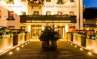 Boutique & Fashion Hotel Maciaconi Sella Ronda Italy thumbnail