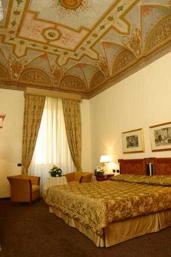 Room
Room
di Cavaliere Palace Spoleto