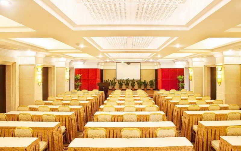 Conferences
 di Nanfeng