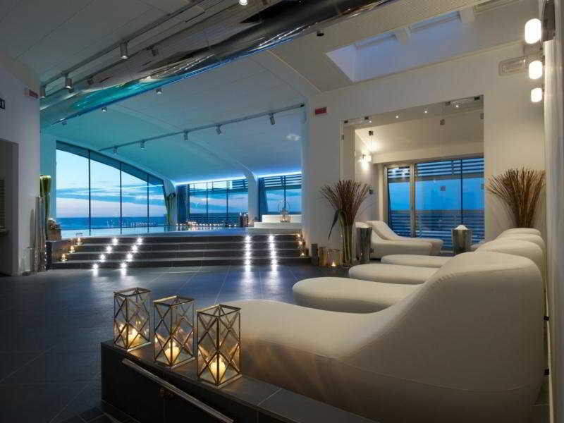 Sports and Entertainment
Sports and Entertainment
di Excelsior Pesaro