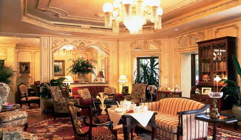 Lobby
 di Prince Of Wales