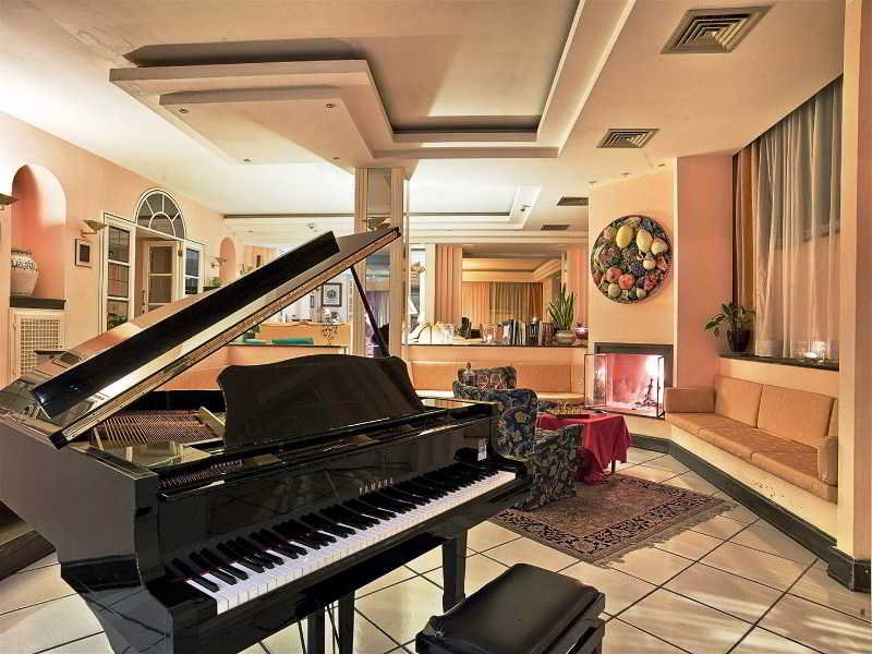 Lobby
Lobby
di Scapolatiello