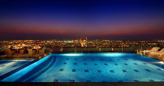 Pool
Pool
di Park Regis Kris Kin Hotel Dubai