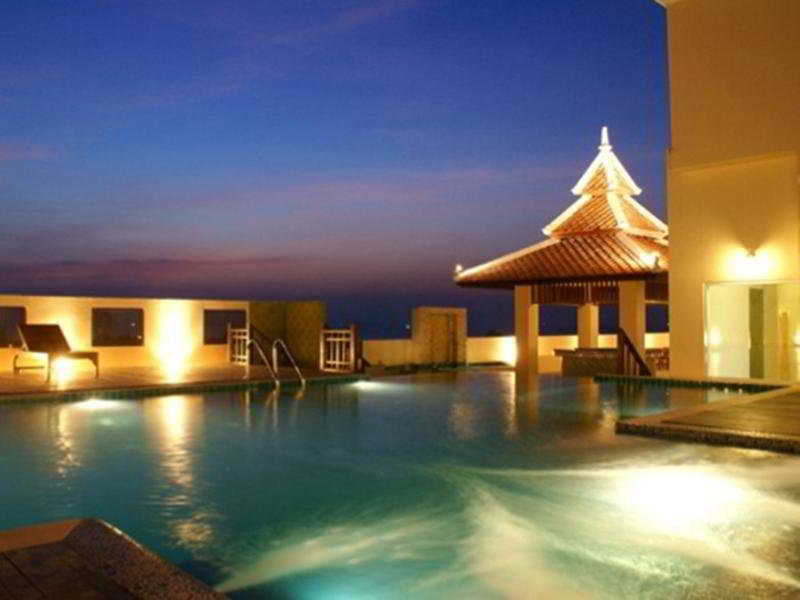 Pool
 di Aiyara Palace Hotel Pattaya