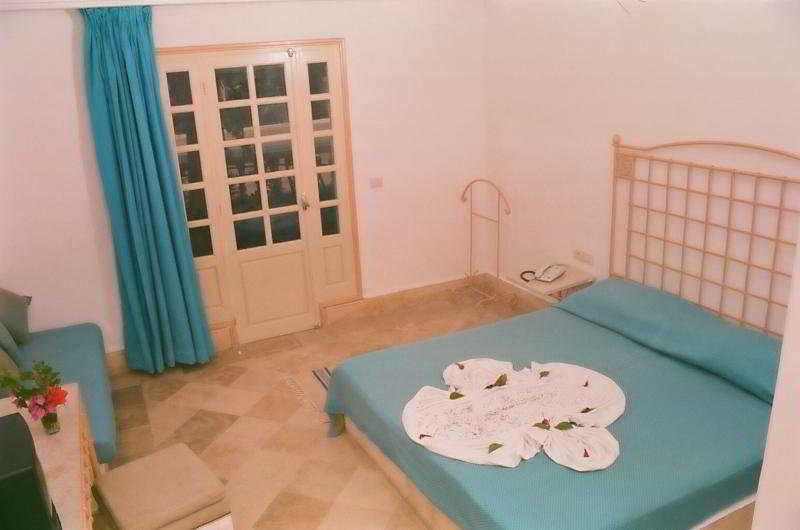 Room
Room
di Wonder Golf