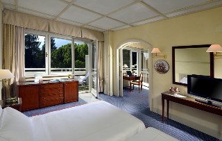 Room
Room
di Grand Resort Du Lac Et Du Parc