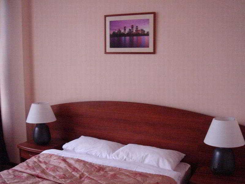 Room
Room
di Eurocity Hotel