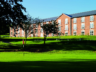 Sports and Entertainment
Sports and Entertainment
di Macdonald Hill Valley Golf and Spa