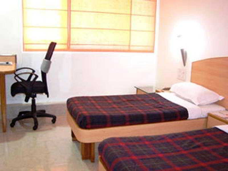 Room
Room
di Chicago