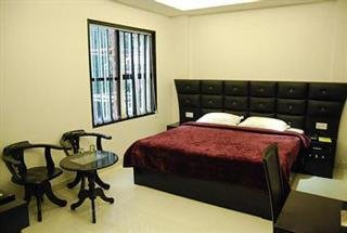 Room
Room
di Walnut Castle