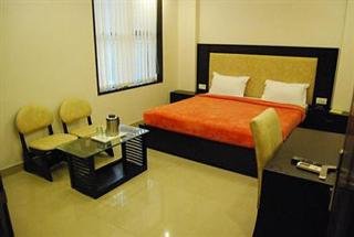 Room
Room
di Walnut Castle