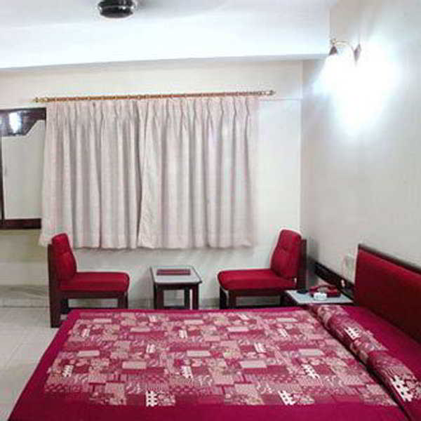 Room
Room
di Siddharth Palace
