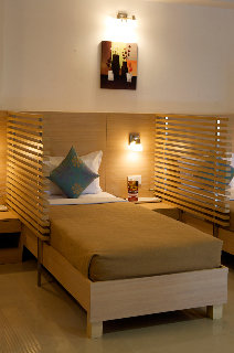 Room
Room
di First Transit