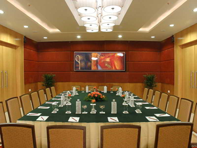 Conferences
Conferences
di Fortune Inn Sree Kanya