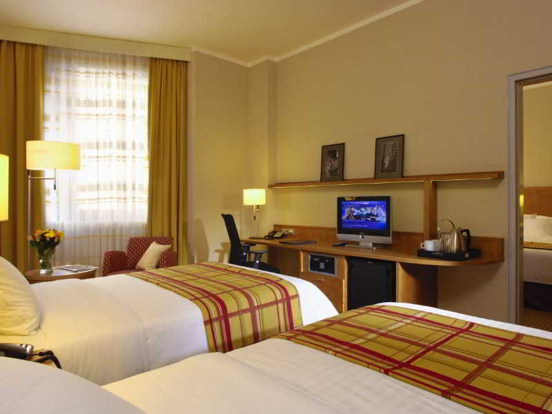 Room
Room
di Courtyard By Marriott Pilsen