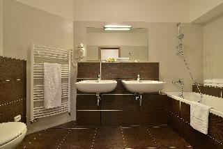 Room
Room
di Grand Hotel Zvon