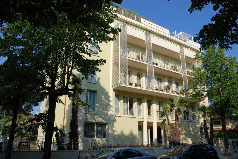 General view
General view
di Zen Hotel Versilia