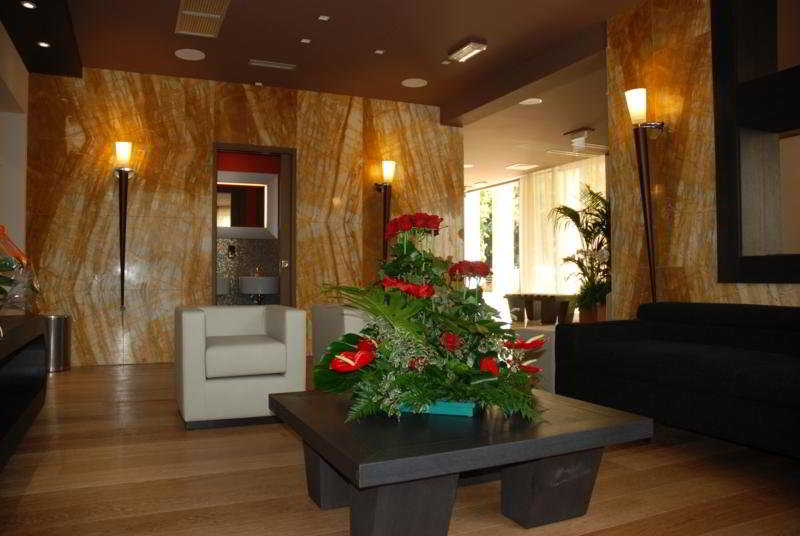 Lobby
Lobby
di Zen Hotel Versilia