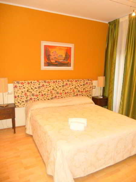 Room
Room
di Prince Residence