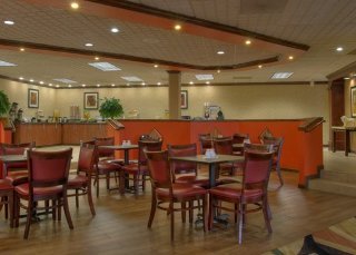 Restaurant
 di Quality Inn & Suites Civic Center