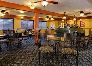 Restaurant
 di Econo Lodge  Inn & Suites