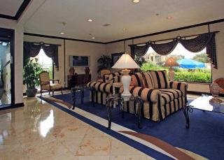 Lobby
 di Quality Inn & Suites Yacht Club Basin