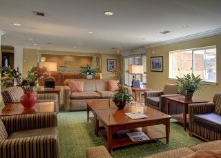 Lobby
 di Suburban Extended Stay Fort Benning