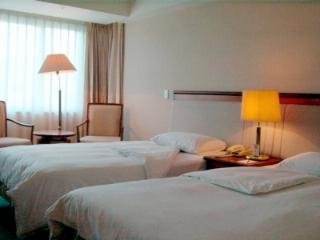 Room
Room
di Evergreen Laurel Taichung