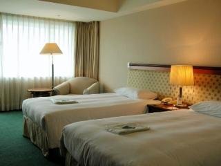 Room
Room
di Evergreen Laurel Taichung
