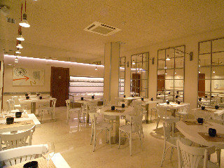 Restaurant
Restaurant
di Pamplona Plaza