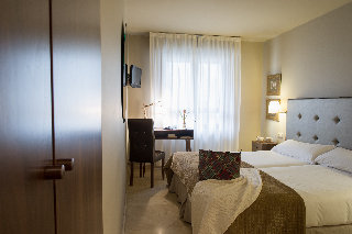 Room
Room
di Pamplona Plaza