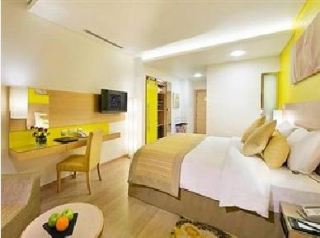 Room
Room
di Corp Executive