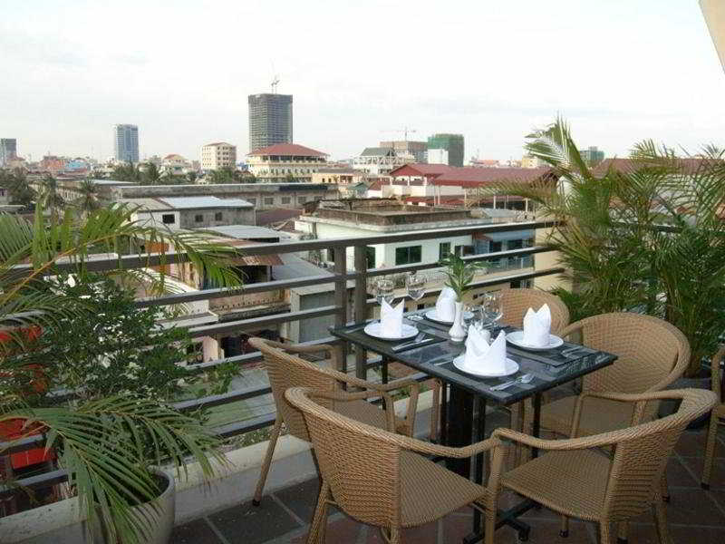 Terrace
 di Macau Phnom Penh